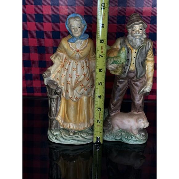 Set Of 2 Ceramic Figurines Old Man And Old Woman - Picture 8 of 11